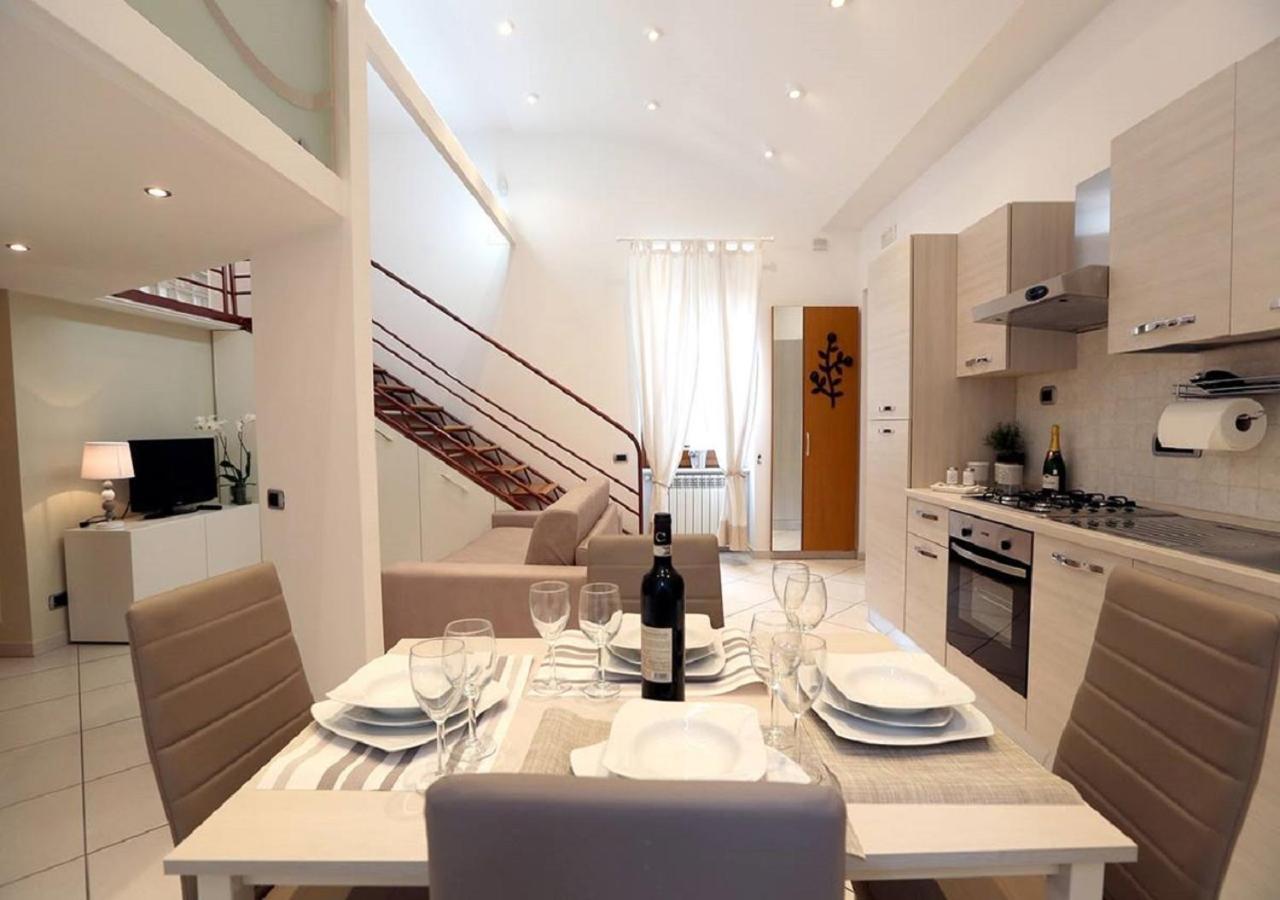 נאפולי Maison Mele Luxury Apartment מראה חיצוני תמונה